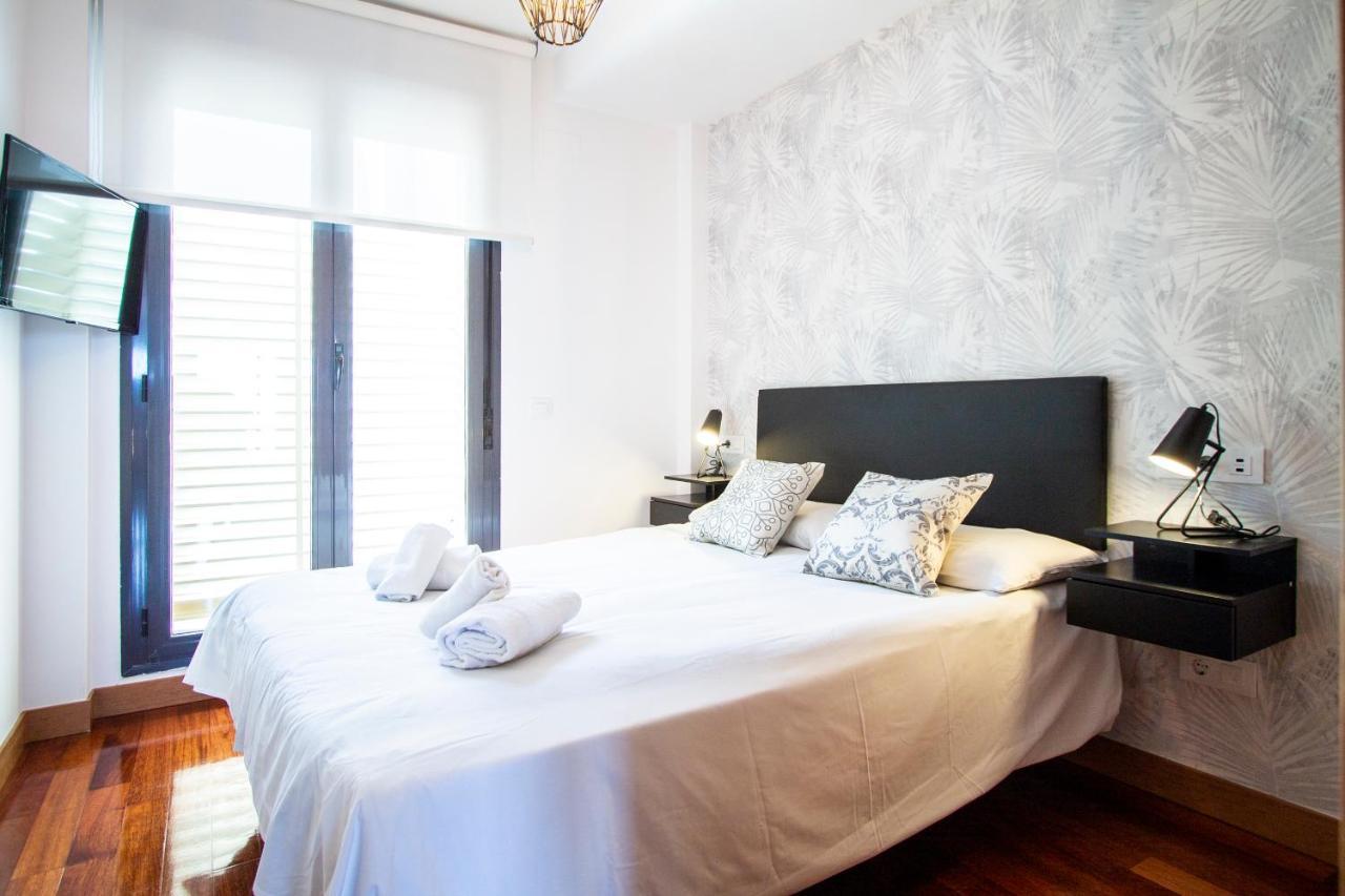 Apartamentos Castilla Luz Business 马德里 外观 照片
