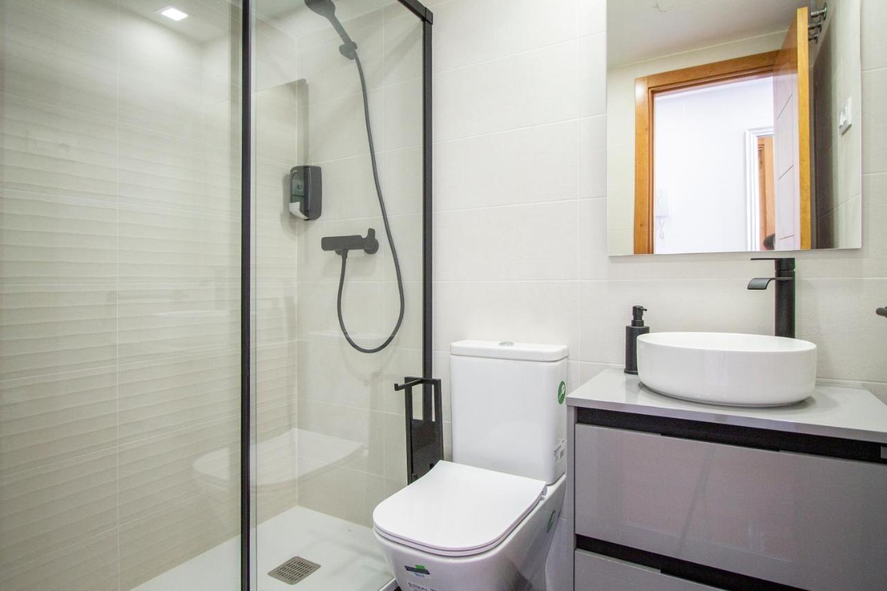 Apartamentos Castilla Luz Business 马德里 外观 照片