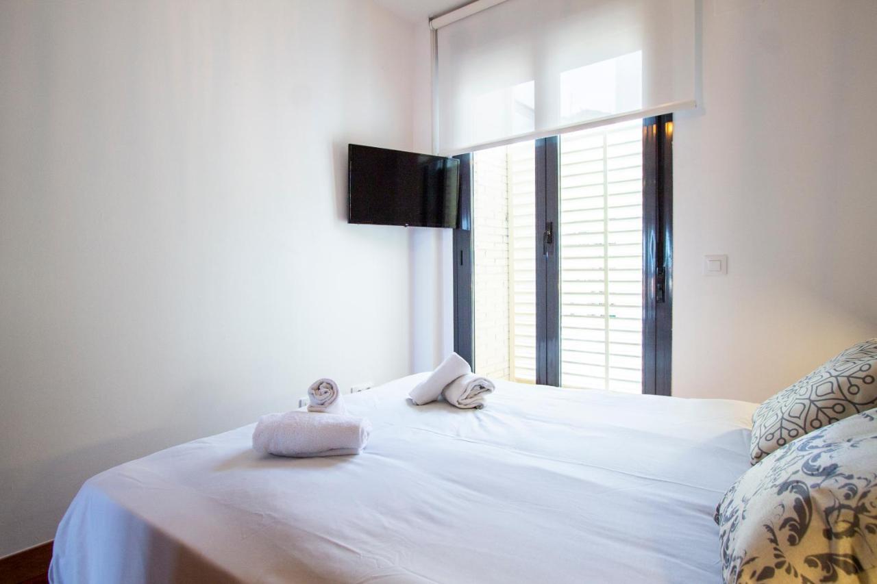 Apartamentos Castilla Luz Business 马德里 外观 照片