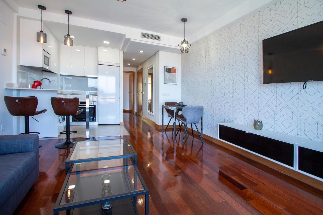 Apartamentos Castilla Luz Business 马德里 外观 照片