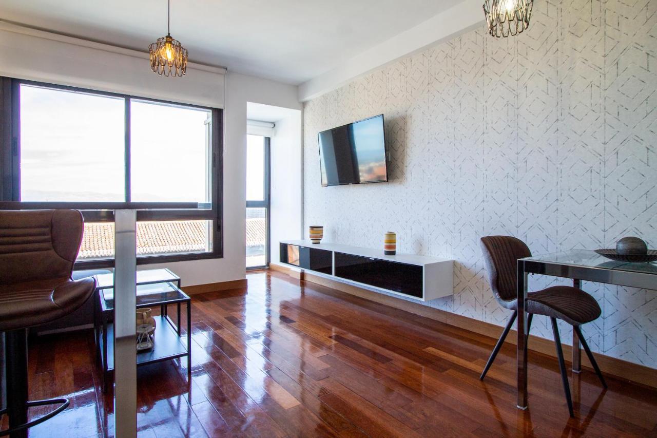Apartamentos Castilla Luz Business 马德里 外观 照片