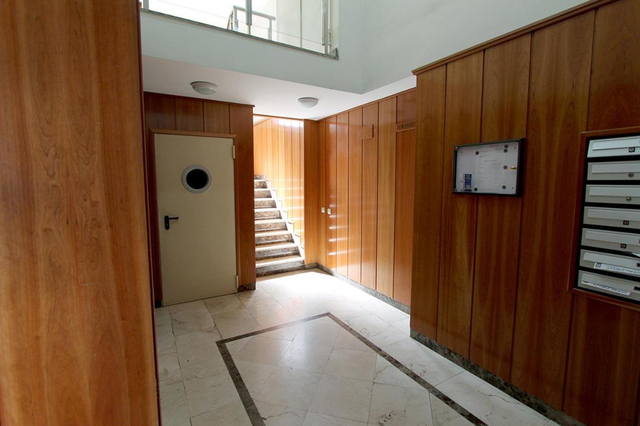 Apartamentos Castilla Luz Business 马德里 外观 照片